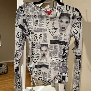 GUESS Monochrome Graphic Long Sleeve Top